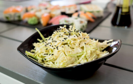 Salade de chou blanc à la japonaise