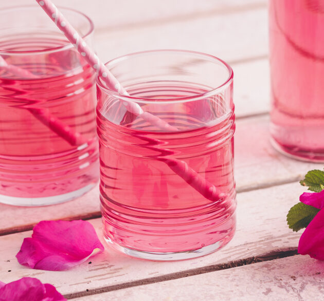 infusion de fleurs de bougainvillier roses